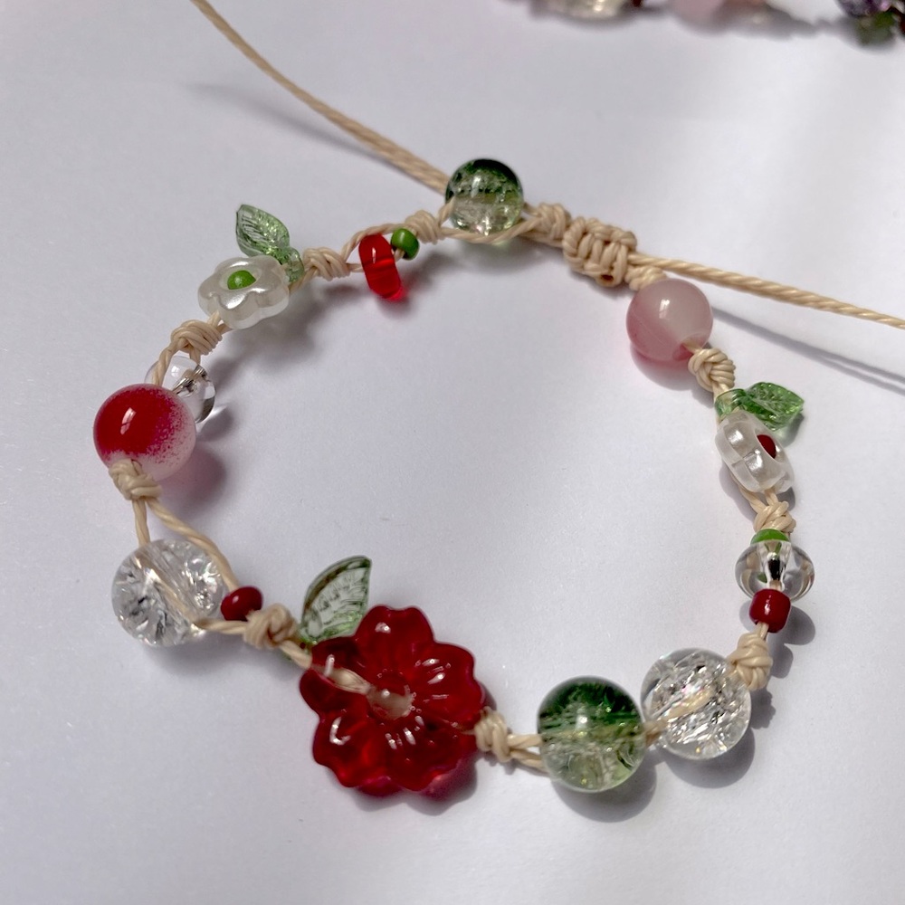 •Handmade• Floral Beaded Adjustable Bracelet